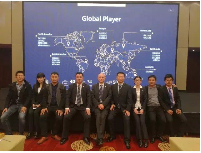 FH官网压路机研发团队