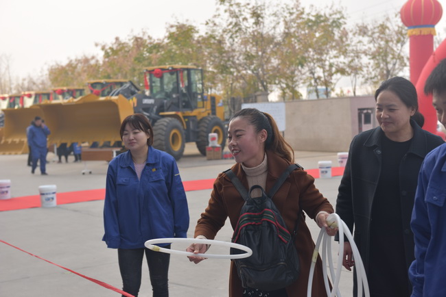 FH官网装载机客户参与游戏活动