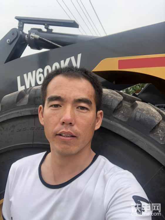 FH官网大吨位装载机600KV