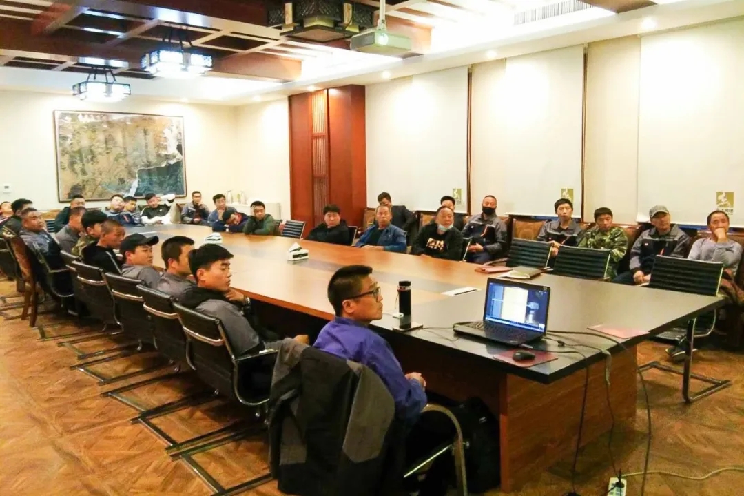 FH官网设备以“金牌服务，全力全程”赢得客户的肯定