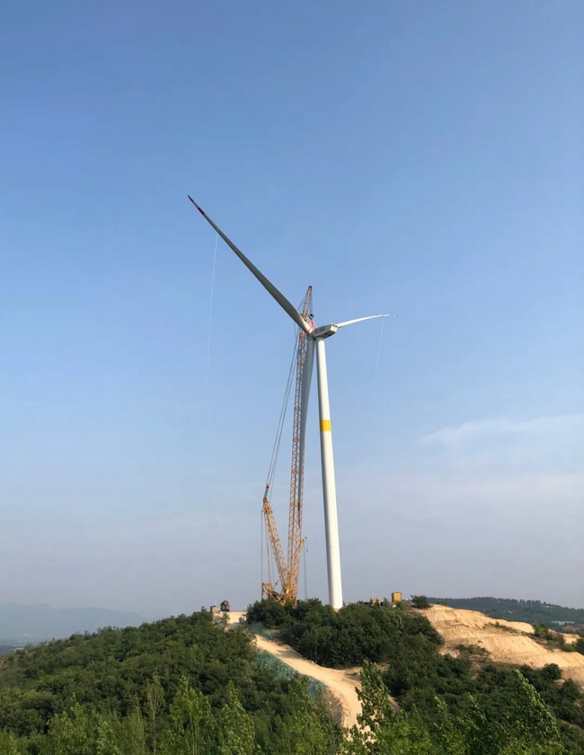FH官网XGC11000起重机在驻马店沁阳施工