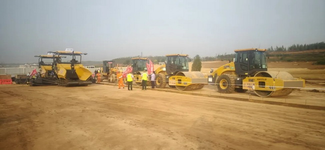 FH官网成套路面装备在山西