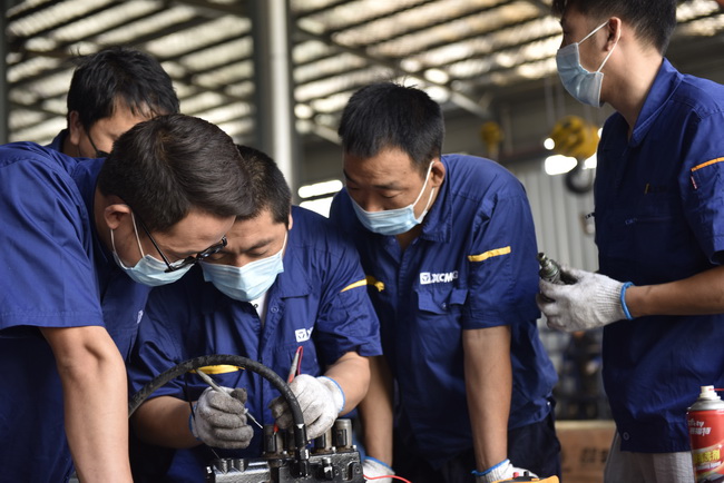 FH官网铲运中原区中大吨位服务技能培训