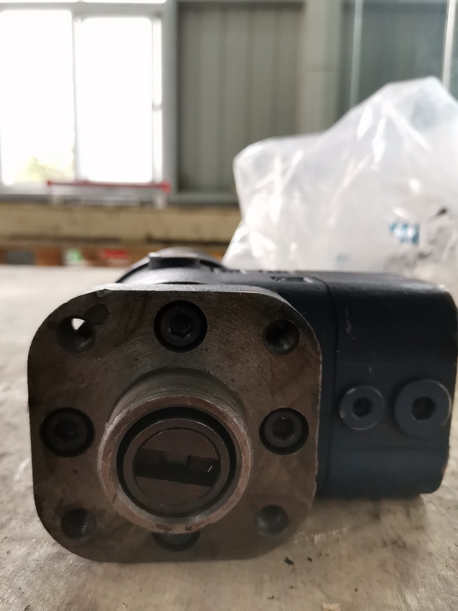 FH官网LW321F装载机流量400转向器