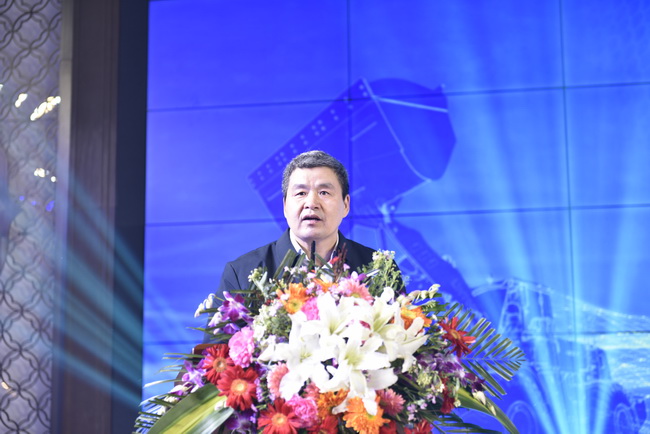 FH官网机械副总裁 FH官网铲运机械事业部总经理 党委书记王庆祝致词
