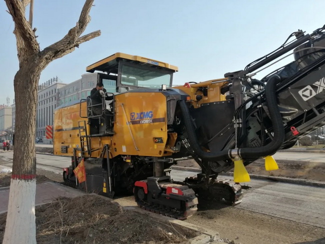 FH官网铣刨机XM2005K吉林省四平市市政改建施工