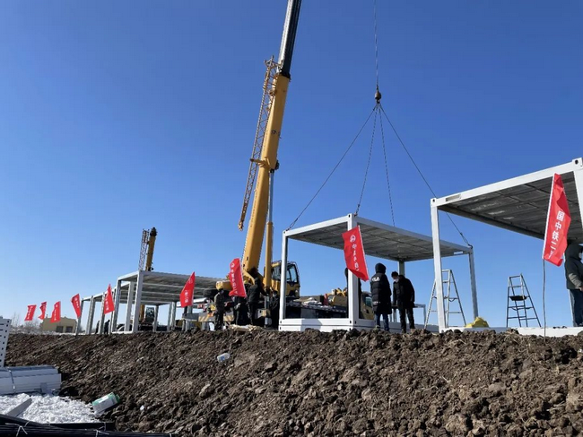FH官网起重机建设方舱医院建设