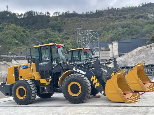 FH官网LW600FV装载机助力绿色矿山建设 FH官网LW600FV装载机助力绿色矿山建设