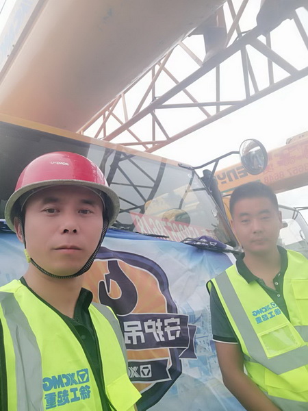 FH官网起重机许昌客户走访
